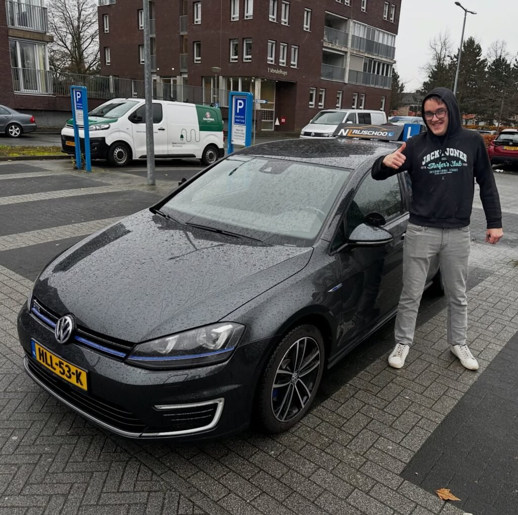 587274042_18070975214458639_139926495837244583_n